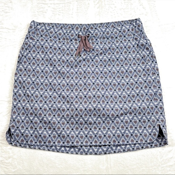 Athleta Midtown Stretch Women’s Skort - Picture 3 of 11